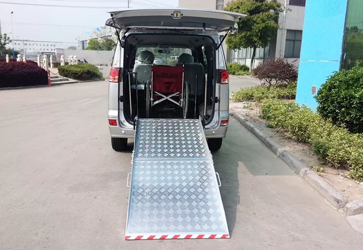 BMWR-2 rampa per sedia a rotelle