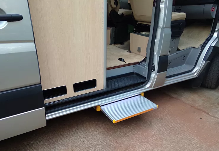 es s series electric sliding step 5