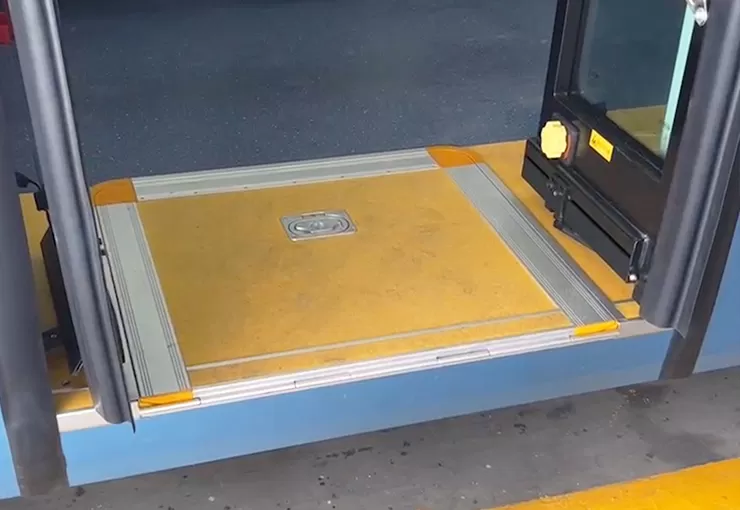 FEWR-N rampa elettrica per sedia a rotelle