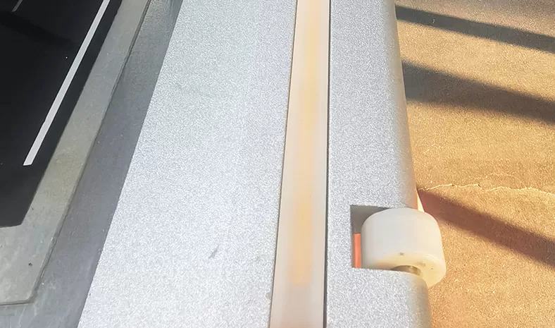 Striscia luminosa di avvertimento